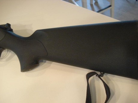 Vendo blaser r8 profesional, calibre 7mm rem mag, cargador extraible, como nuevo, comprado el 12-09-17, 02