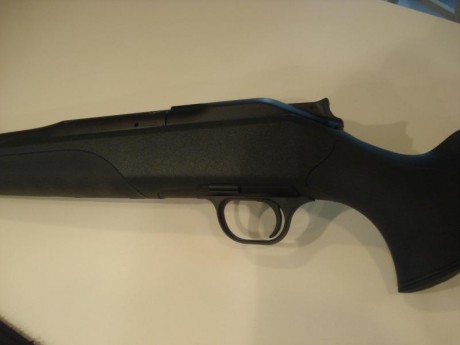 Vendo blaser r8 profesional, calibre 7mm rem mag, cargador extraible, como nuevo, comprado el 12-09-17, 01