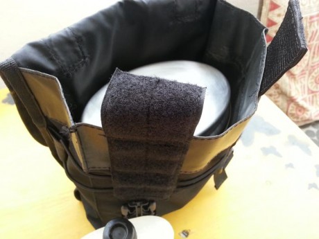 Vendo conjunto de hornillo de alcohol original Trangia con su paraviento, y marmita de alumino compuesta 21