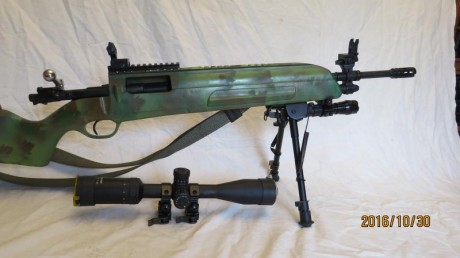 Vendo carabina Kel-Tec SUB2000 calibre 9 Pb, guiada en D. No tiene mas de 50 disparos. Se vende con el 32