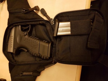 En perfecto estado. Se puede portar el arma un cargador y objetos pequeños.
Esta en Málaga
Precio 35 euros 00