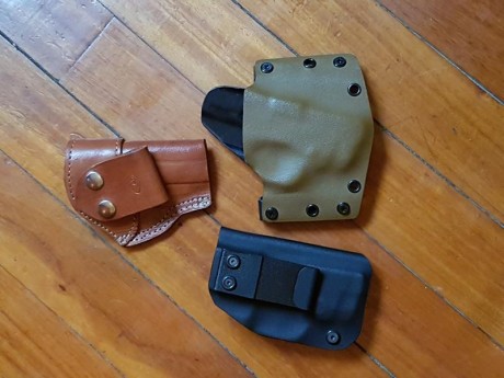 Por jubilación del compañero se venden fundas para S&W Bodyguard del 9c con laser.
25€ la unidad, 00