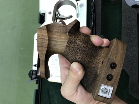 Vendo la 952-2 de 6" en perfecto estado y agrupando de miedo
Fotos al detalle por wasap
Precio 1300 31