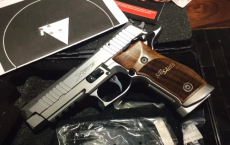 Pistola SIG SAUER X FIVE CLASSIC, igual que nueva, 150 disparos, dos cargadores, estuche, documentación 02