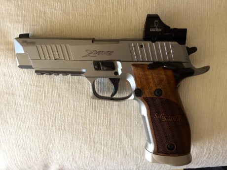 Pistola SIG SAUER X FIVE CLASSIC, igual que nueva, 150 disparos, dos cargadores, estuche, documentación 00