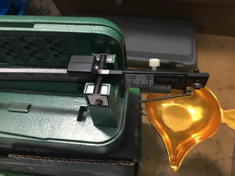 Buenas, vendo bascula RCBS  10/10 analogica con unos dias de uso
Esta completamente nueva  
 Creo que 10