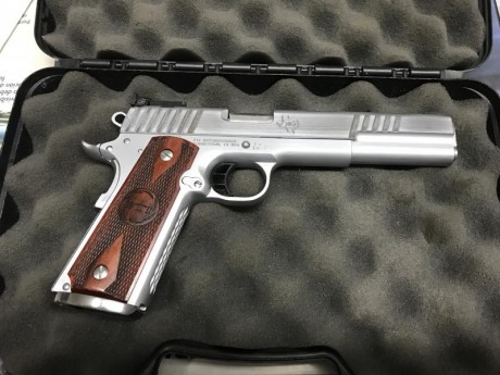 Se vende Sti Trojan del 9 mm en 6” y acero inoxidable 
Arma muy muy precisa y muy poco usada. 
Solo se 01