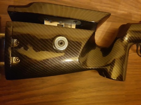 Perfecta para fclass ,  tendido y 3x40
Terminacion carbono perfecta.

Vendida 22