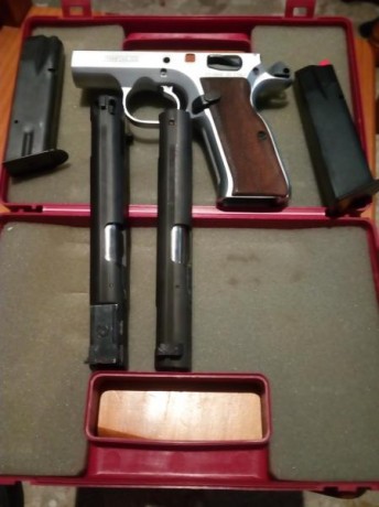 Vendo Tanfoglio Ultra calibre 9mm Parabellum y kit del calibre 40, solo tengo un cargador por calibre, 02