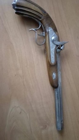 Vendo pistola de percusión modelo Europa de ARDESA  del calibre 45 ,disparador al pelo .
Está impecable 02