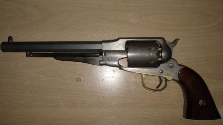 Lo dicho, vendo revolver de avancarga de la marca Uberti, Remington new model army del calibre .44

El 02