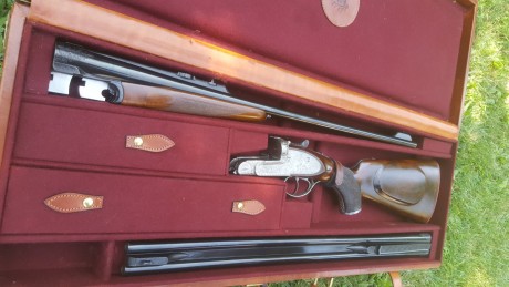Unico y exclusivo rifle Express EGO modelo exclusive, calibre 470N. E. con cañon adicional en calibre 22