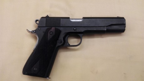 Vendo pistola NORINCO , modelo 1911 calibre 45,Seguro empuñadura sobredimensionado , martillo custom aligerado 02