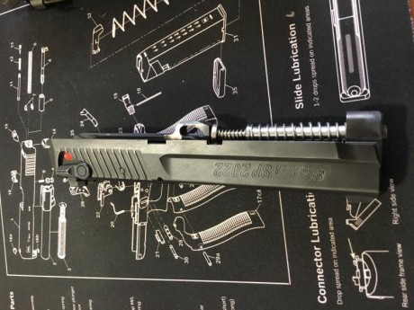 Hola, vendo mi Sig Sauer Sp2022, con 200 cartuchos tirados, está impecable, lleva su correspondiente caja, 11