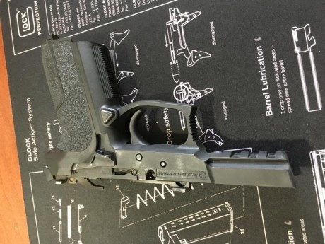 Hola, vendo mi Sig Sauer Sp2022, con 200 cartuchos tirados, está impecable, lleva su correspondiente caja, 10