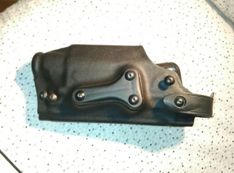 Vendo pistolera safariland 6035 negra, modelo para beretta 92 con linterna. 

Se trata de una pistolera 30