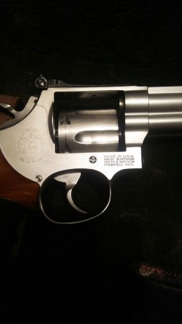 Buenas, un amigo vende este revolver, perfecto estado estético y de tiro, se encuentra en Pontevedra y 11
