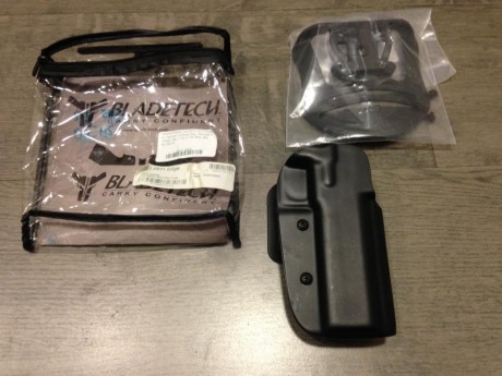 Vendo funda Blade Tech para STI Edge y similares, con attachement belt y paddle.
Precio 55 euros envío 01