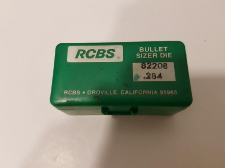 Hola compañeros,
Vendo Bullet sizer die referencia 82208 / .284
Precio: 25 € 02