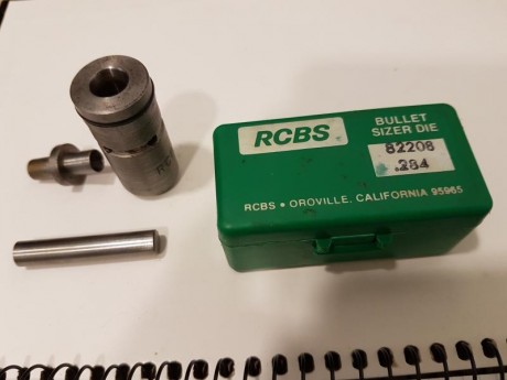 Hola compañeros,
Vendo Bullet sizer die referencia 82208 / .284
Precio: 25 € 01