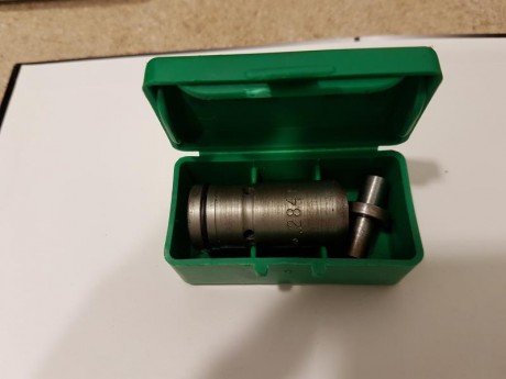 Hola compañeros,
Vendo Bullet sizer die referencia 82208 / .284
Precio: 25 € 00