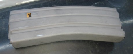 1 Cargador Brownels, 222/223 Nuevo a estrenar en su bolsa.   15€ portes aparte  .

de Aluminio 

NO NEGOCIABLE 00