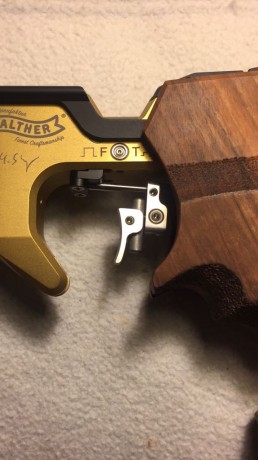 Se vende pistola IMPOLUTA, se compro a finales de Febrero.

Es una versión especial conmemorativa de los 00