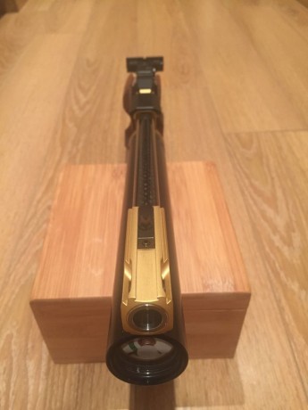 Se vende pistola IMPOLUTA, se compro a finales de Febrero.

Es una versión especial conmemorativa de los 22