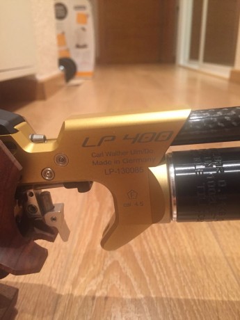 Se vende pistola IMPOLUTA, se compro a finales de Febrero.

Es una versión especial conmemorativa de los 20