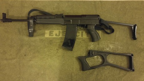 Buenas.
Vendo este magnífico fusil, lo compre hace unos tres años a un compañero del foro, pero poco después 02