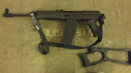 Buenas.
Vendo este magnífico fusil, lo compre hace unos tres años a un compañero del foro, pero poco después 00
