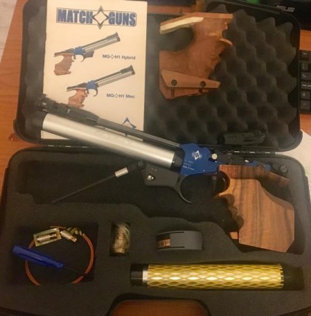 Vendo pistola Match Guns MGH1 Híbrida. Comprada nueva en 2013.

‪Con cacha original M, adicional comprada 02