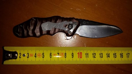 Knife Wrinkle CRKT K200BXP PRECIO DE 40 €
Nueva pero no en embalaje original. Es dificil conseguir esta 01