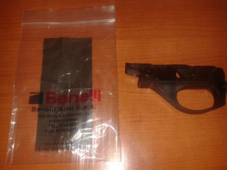 VENDO SIN USAR GUARDA-GATILLO BENELLI

Vendo guarda-gatillo sin estrenar y en perfecto estado, de la escopeta 00