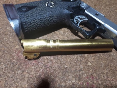 Un amigo me ha pedido que anuncie su arma.
Se trata de una infinity del cal.40 S&W. 
El es el 2do 121