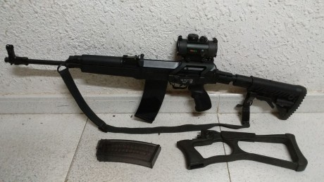 Un amigo me pide que le anuncie aki su rifle
Es un VZ58 de la marca CZECH SMALL ARMS  del calibre 222 00