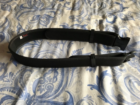 Cinturon de cordura de servicio marca Roal talla M nuevo. 8 euros.
Se entrega en mano en Barcelona. 00