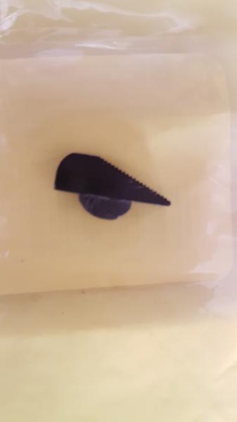 Hola a todos
Vendo punto de mira delantero para revolver S&W 686
Esta nuevo a estrenar.
Es un pelin 00