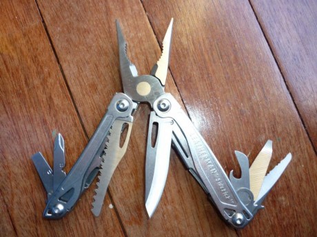Igual que con el Esee Izula que tengo en venta, pongo esta pieza mientras tenga a tiro lo que busco.
 01