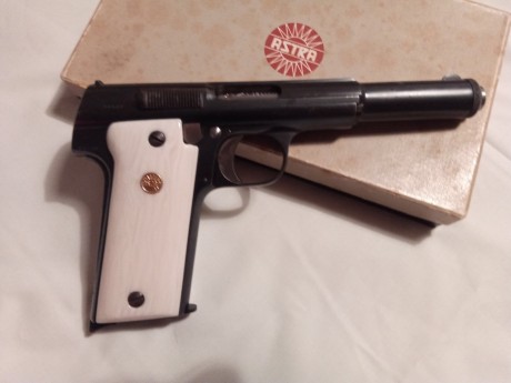 Buenas,

Pongo a la venta esta preciosa Astra 400 de un amigo mío que se encuentra inscrita en libro de 02