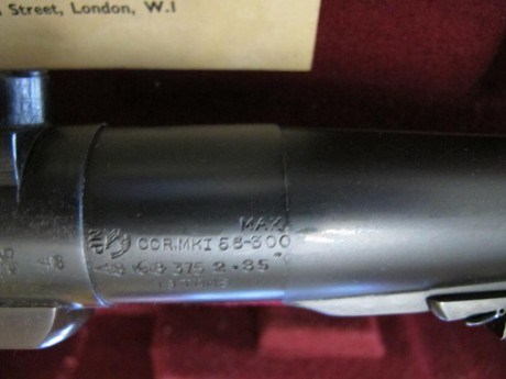 Vendo excepcional rifle Holland & Holland original. Calibre como debe ser en .375 H&H.
Acción 31