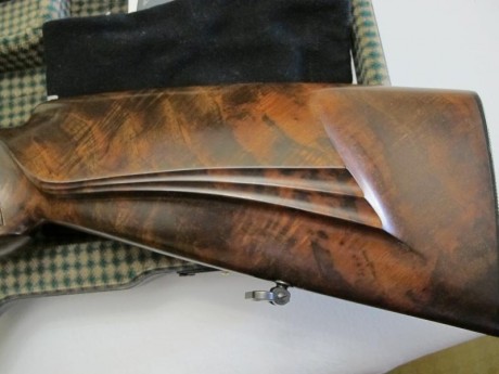 Vendido a falta de transferencia en la Intervención

Buenos días a todos,

vendo monotiro Heym cal. 6,5 01