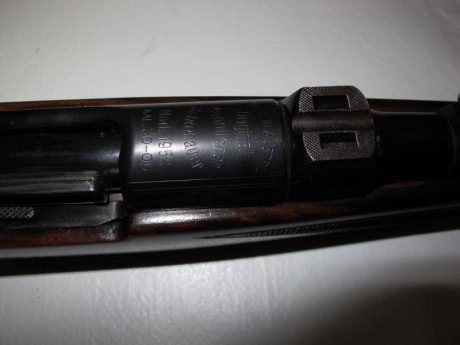 Vendo Mannlicher Schönauer cal. 30-06 grabado y con una madera de nogal preciosa y puntal parece de ébano, 22
