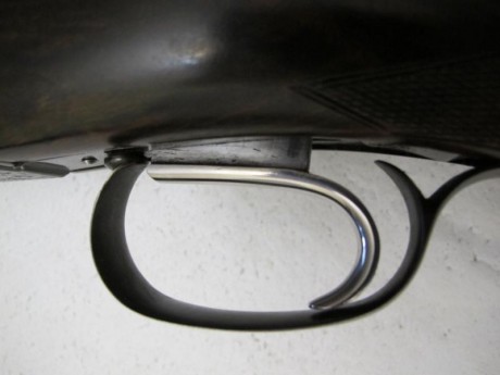 Vendo Mannlicher Schönauer cal. 30-06 grabado y con una madera de nogal preciosa y puntal parece de ébano, 42