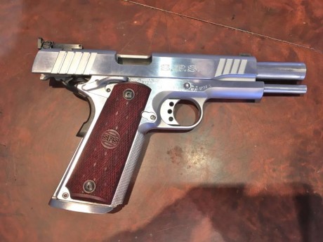 Hola:
Se pone en venta este arma, pistola SPS FALCON con acabados en cromo duro planta, de 5 pulgadas 52