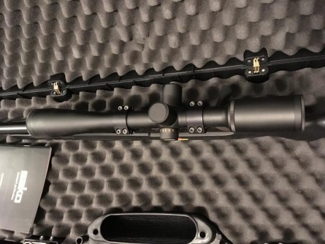 Vendo carabina Sako Quad Heavy Barrel calibre 22lr con anillas y visor Weaver T36X40 black. Gatillo especial 12