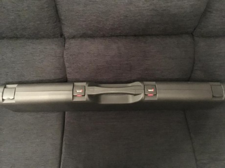 Vendo carabina Sako Quad Heavy Barrel calibre 22lr con anillas y visor Weaver T36X40 black. Gatillo especial 22