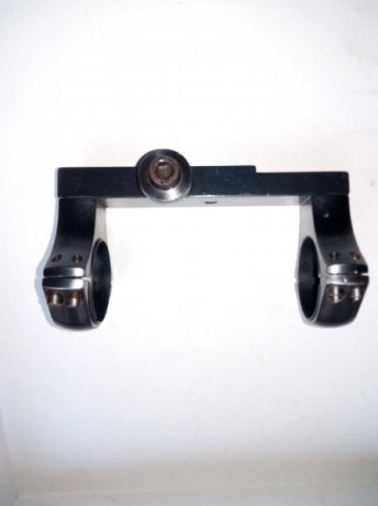 Tengo disponible una montura original para SAKO VALMET, con anillas de 30mm.

Precio, 120 más envío. 00