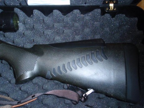 Se vende conjunto Rifle Benelli Argo modelo  Confortech, visor de batida SHILBA modelo SAFARI RD30 de 12