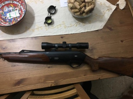 Hola a todos.
Un amigo que deja la caza me ha pedido el favor de poner anuncio de venta en este foro de 02